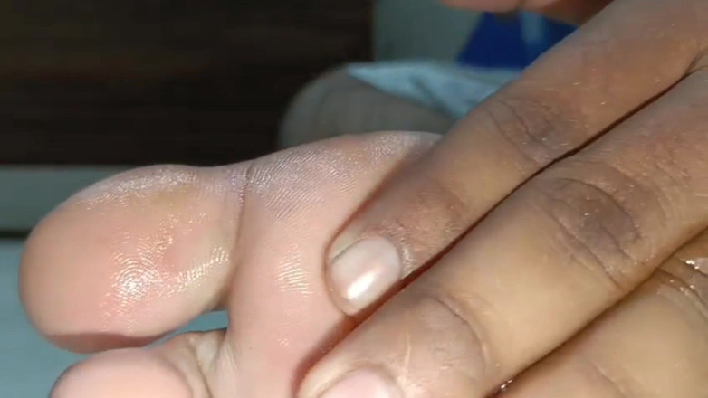 Fetish guys: Oiled up Solo Smooth Foot Fetish Tease