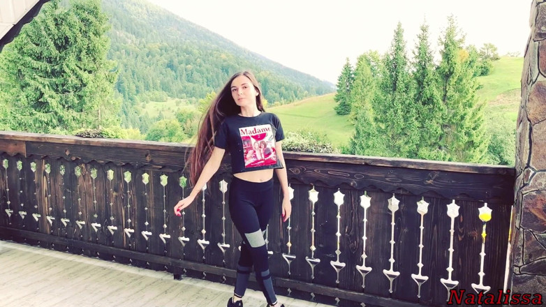 Natalissa: Mi hermanastro me preñó durante mi entrenamiento de la mañana