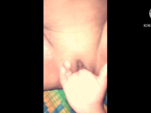 Desi Bhabhi Fingering (T. Sonai)