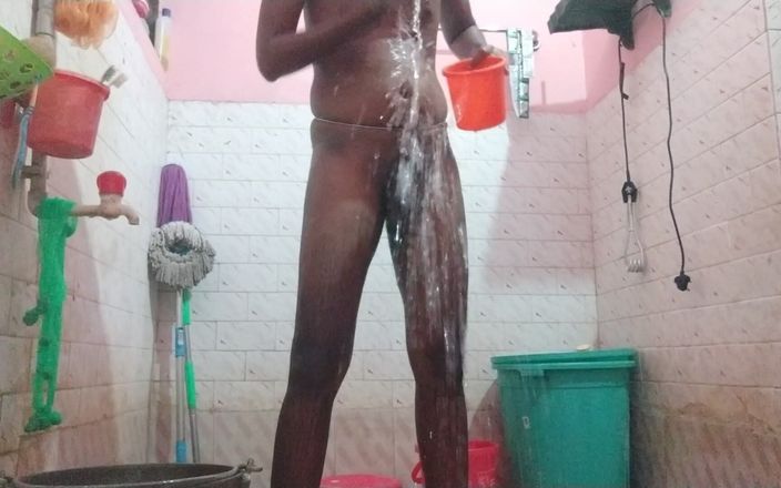 Tamil 10 inches BBC: Ședință sexy de baie