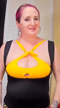 Schlampiger blowjob, tittenfick, riesiger cumshot