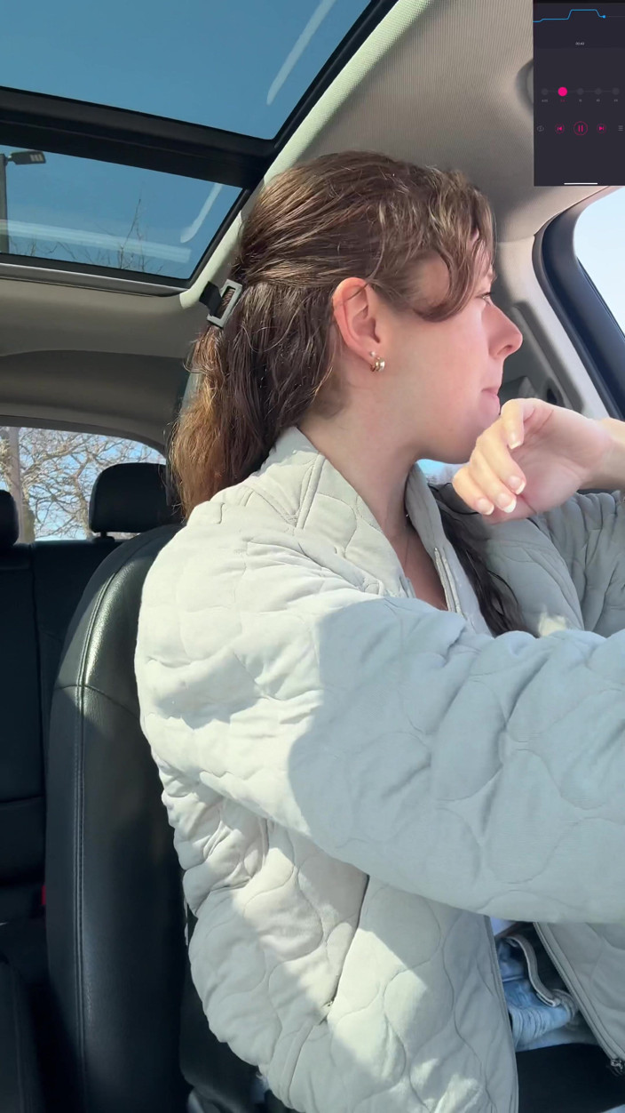 Nadia Foxx: Tim Hortons conduce a través del orgasmo!