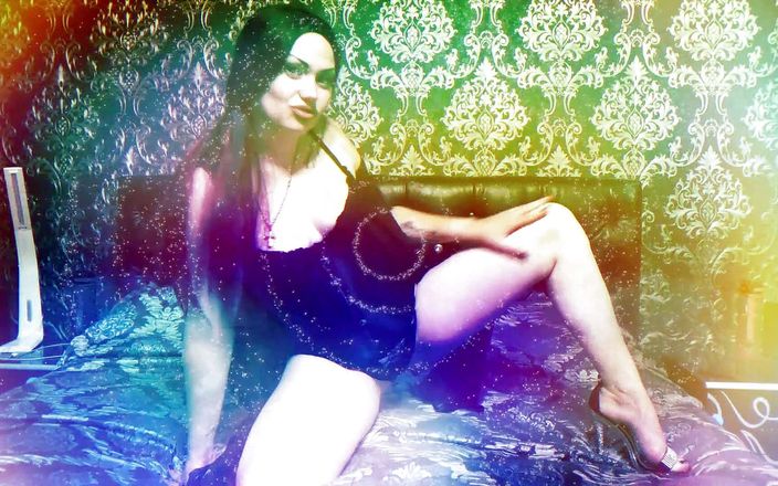 Goddess Misha Goldy: मानसिक वर्चस्व के साथ आपके लिए लंड हिलाने के निर्देश और सीईआई!