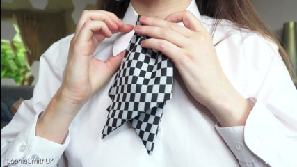 SophiaSmithUK: Hot shirt girl