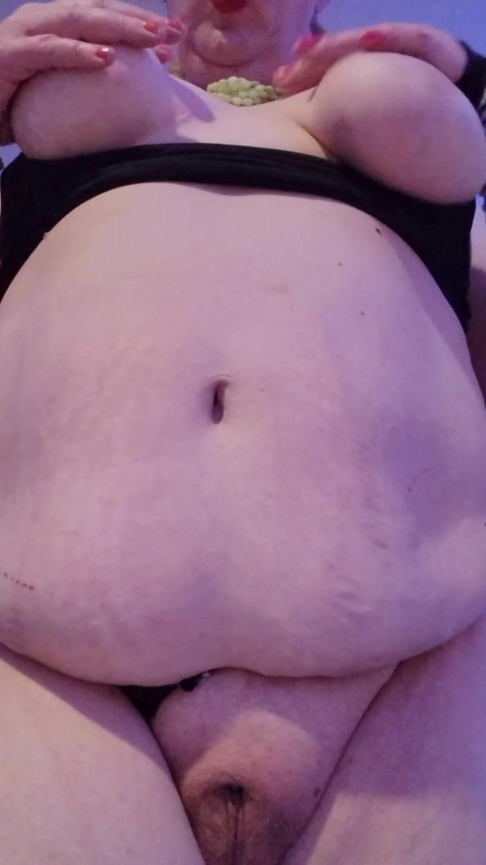 Princess Udders: 太った女神崇拝