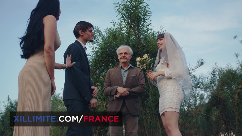 Made In France: Gorąca striptizerka zostaje zaproszona na trójkąt
