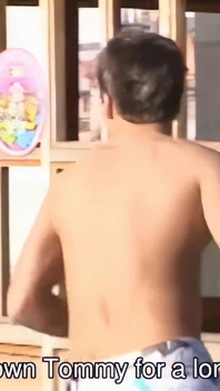 수다 떨고, 수영하고... 그리고 그들은 그렇게 했다