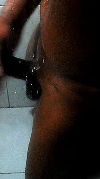 Jerk off at Bath 'over Shot'