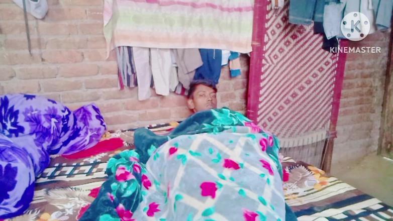 Contentformation2: Indický kluk, velká fanouškovská holka a tým božích kluků