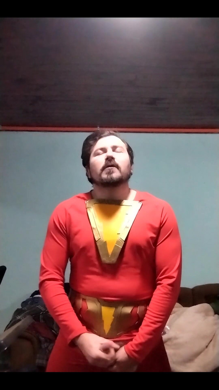 Rokkuman: Косплей shazam