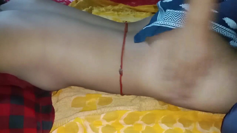 newsexmi12: Desi Bangla dziewica dziewczyna
