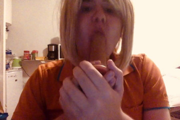 BifloXXX: Bifloxxx Cosplay Dildo Deepthroat