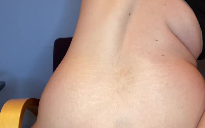 Kinky Midwest Meadows: Anal orm leksak solo träning