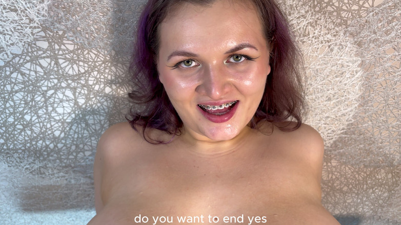 Katybigcherry: 継母が継息子の髪を完全に裸に切り、誤って彼のペニスの上に座ってしまう