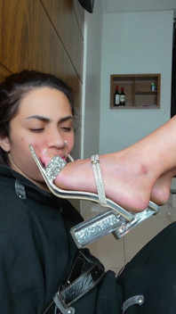 Deep Feet Lesbian Domination Top Girls - Swallow My Sexy Feet Bitch!