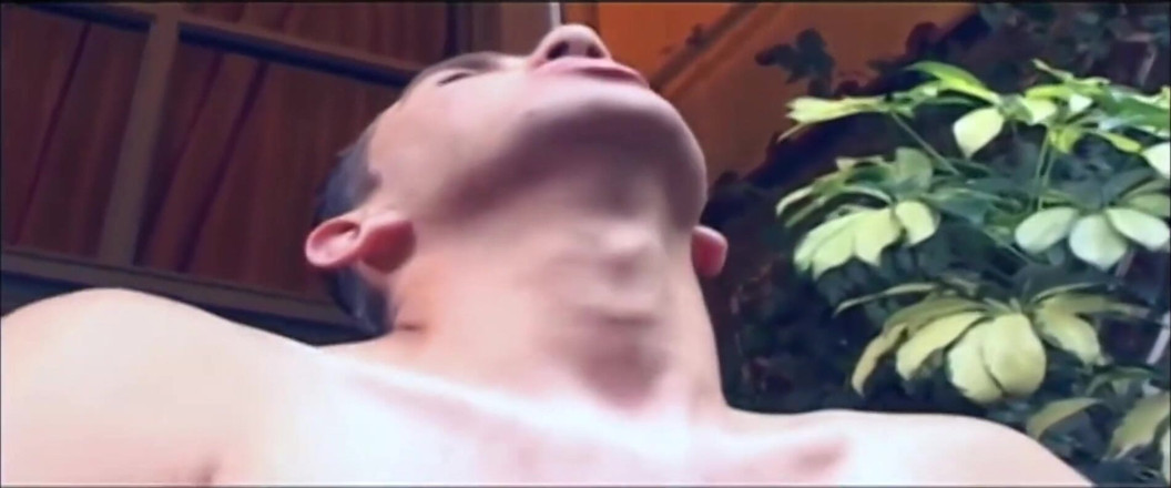 Transcumzcom: Sexy ladyboy je ošukaná a vystříkaná
