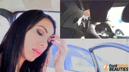 Foot Fetish HD: Daniela ama il pompaggio del pedale