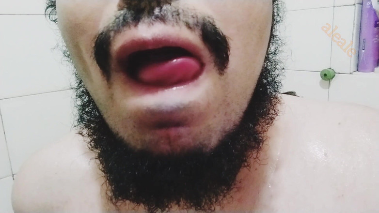 Ale Ale: 혀를 빨고 싶습니까?