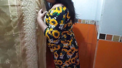 WhysMom: La mia matrigna va in bagno con me a vedermi...