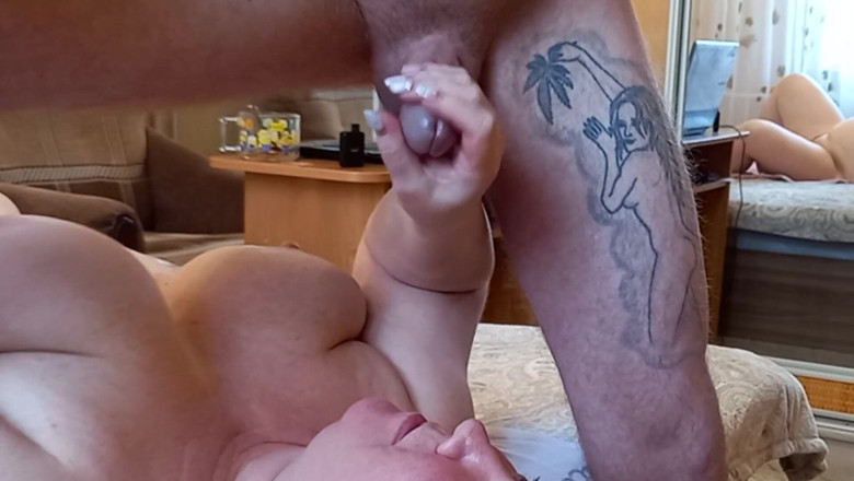 Zona901: Gruba kobieta szarpie mojego kutasa i wypełnia usta spermą # 3