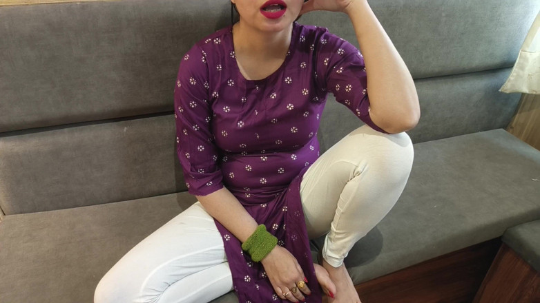 Saarabhabhi6: Matrigna indiana e figliastro ka najayaz walla pyar bete se...