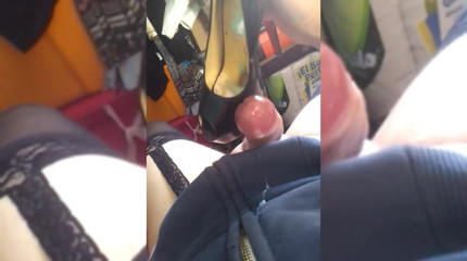 Robzonemen: Cuming in heels job