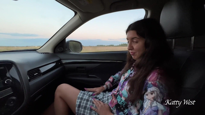 Katty West: Aku memberinya tumpangan dan menceraikannya untuk seks di dalam mobil