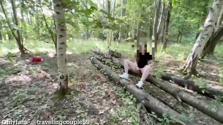 Dream Justin: Ateşli zar zor yasal piliç ormanda sikiliyor, ormanda seks, dışarıda çıplak, çıplak...