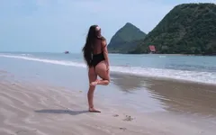 Black Bikini and Passionate Flashing on the Beach