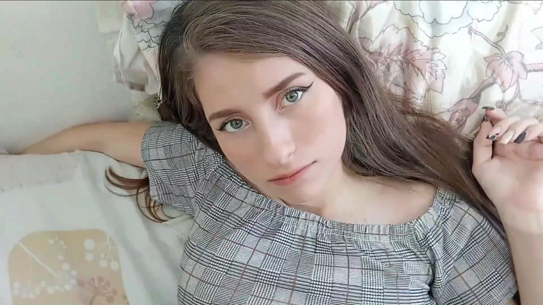 skpro_: น้องสาวเลี้ยงติดกับดัก ฉันเลยใช้โอกาสนี้เย็ดแรง ๆ จนแตกคาหี