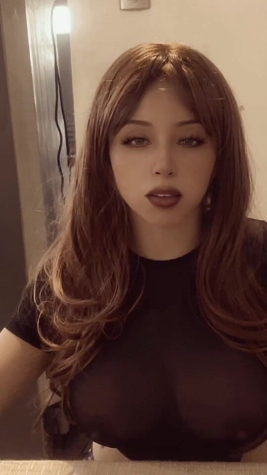 Cloehot: 私の一番熱いセックス体験を話します