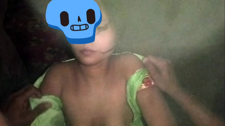 hotsimran70: Vesnická bhabhi velká prsa tvrdě šukají celou noc