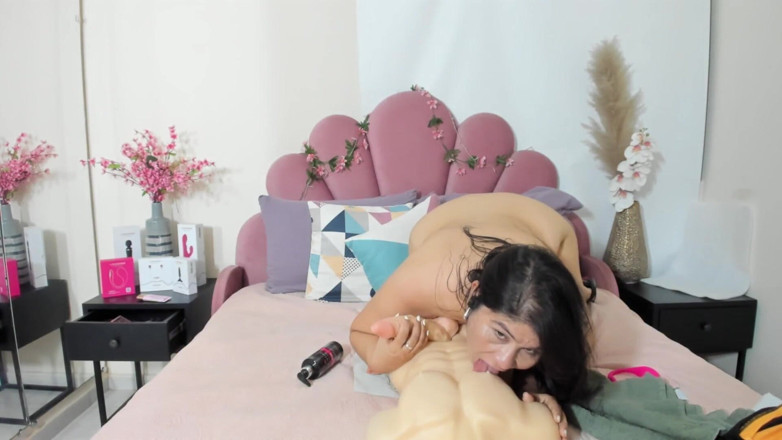 Kira Geiner: MILF Křivky Nahá Sex BBW Masturbace