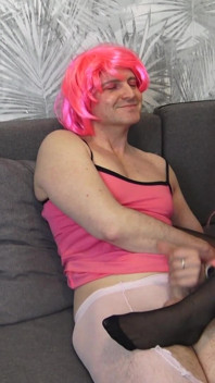 Perverse Pink Fetish Couple Enjoys Naughty Nylon Foot Sex Games!