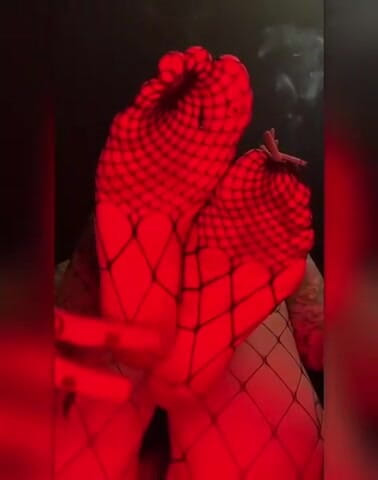 Goth Kink: 阴户和脚