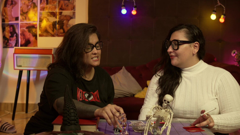 Gordelicias: Smoking Fetish! Two Hot Women Smoking and Talking About Their...