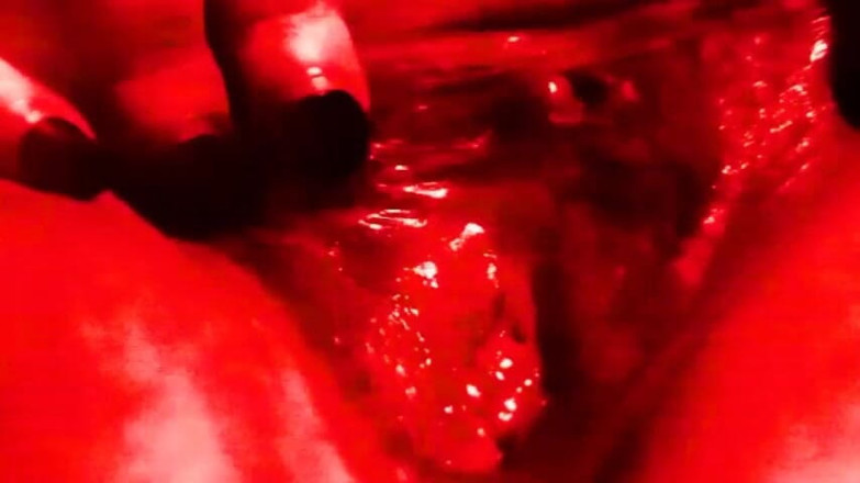 Sapelp: Masturbasi noir merah