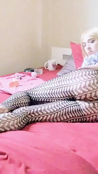 Кавказская женщина в любительском видео, часть 1