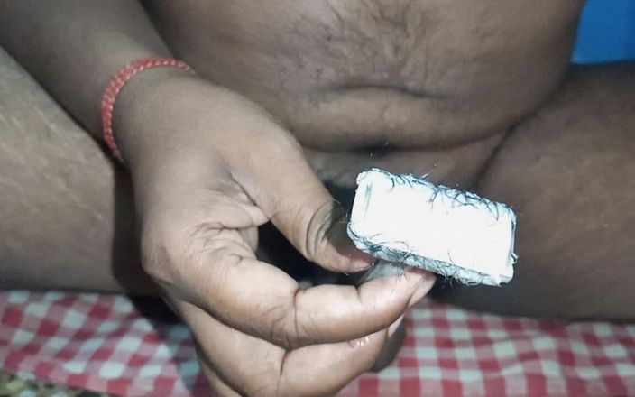 Sweet Indian cock: Desi Dorf heißer junge zu hause Penismassage mit dildo-kondom