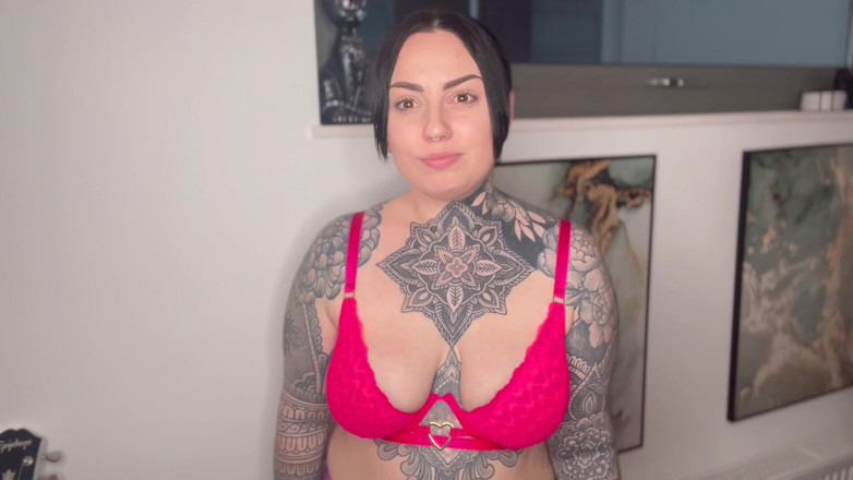 Miss Valentina: 통통한 베타 패자