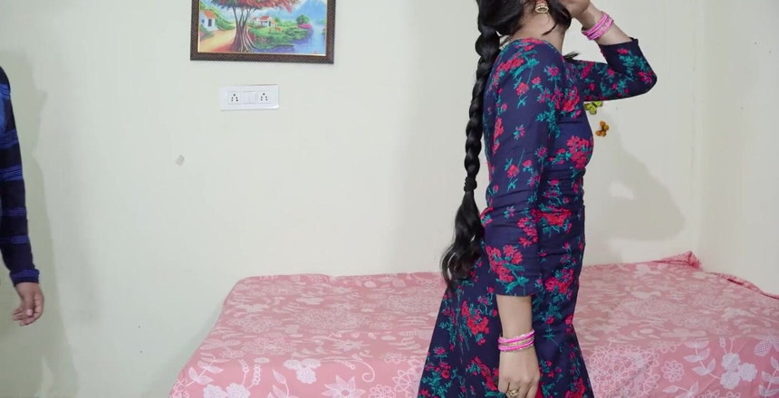 Your Priya: Adik tiri remaja paling imut pertama kali dientot anal dengan...