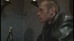 Absolute BDSM films - The original: Şaplak atılan kafese domine ediyor