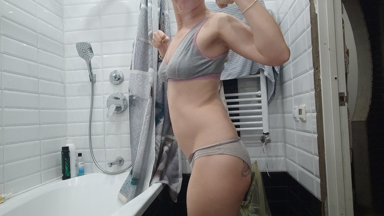 Risky Hairy Couple: Büyük kaslarım eğitimim