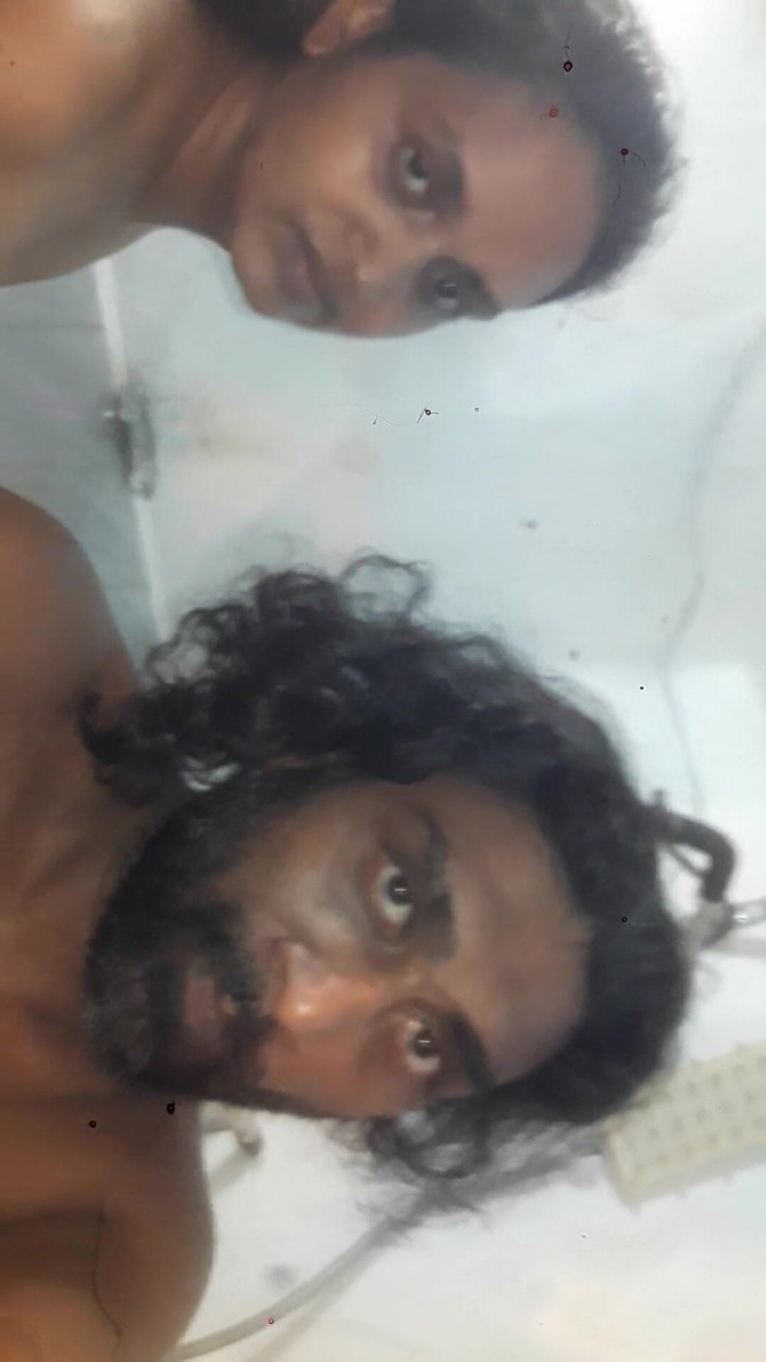 Tina Baby: 舞台裏の義理の娘