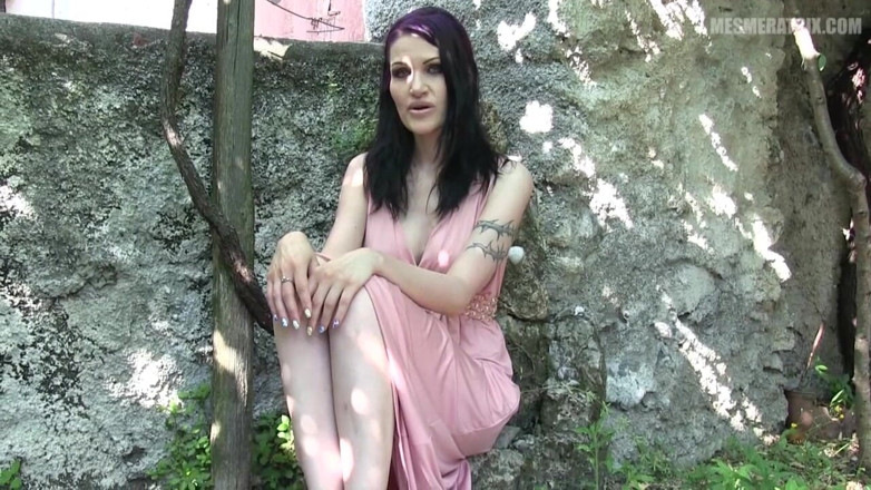 Lady Mesmeratrix Official: Alianța picioarelor