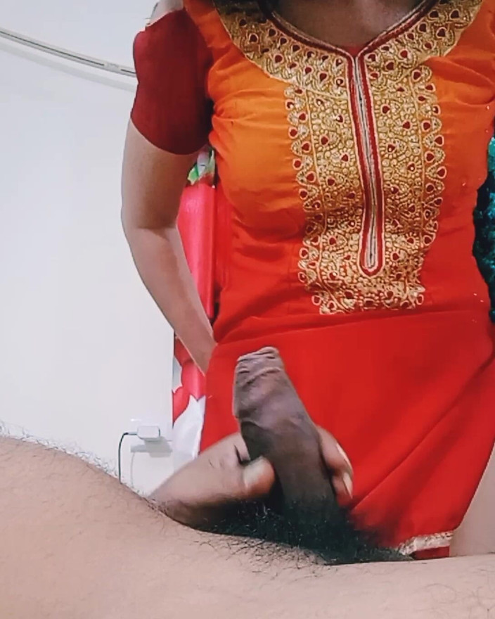 Bolly Karma: 好きな瞬間ライブセックス