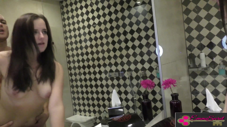 Emma Secret: 100% Private! the First Time Double Penetration! (full Movie)
