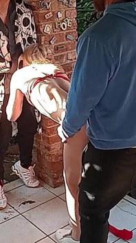 Дама в Червоному