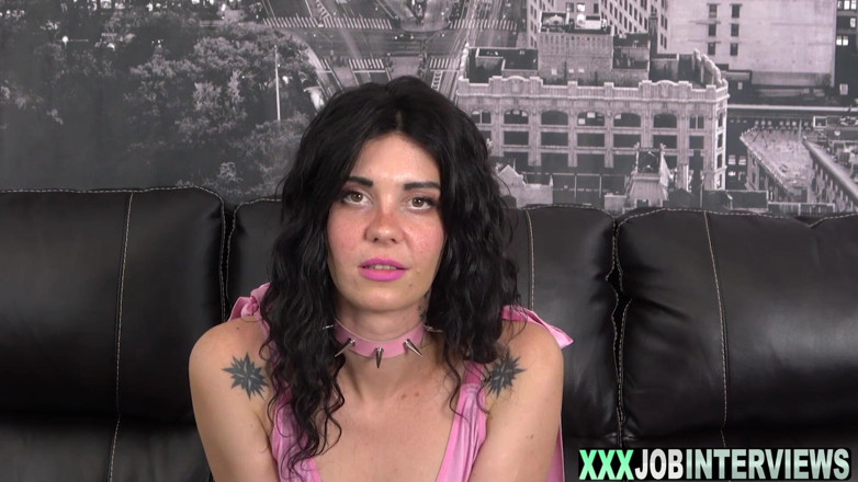 XXX Job Interviews: Masywny amator pieprzy się dla pracy anal kremówka