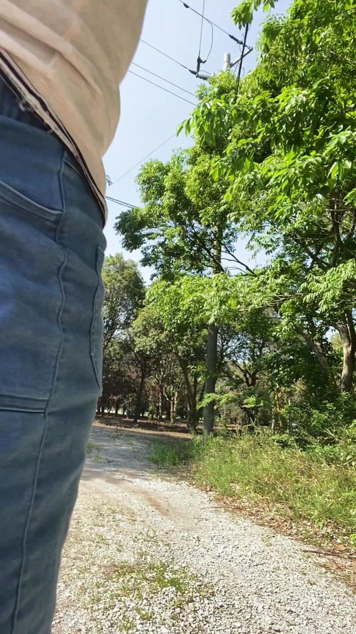 megu2002: No. 218 My Daily Routine a Walk with My Vaginal Vibrator